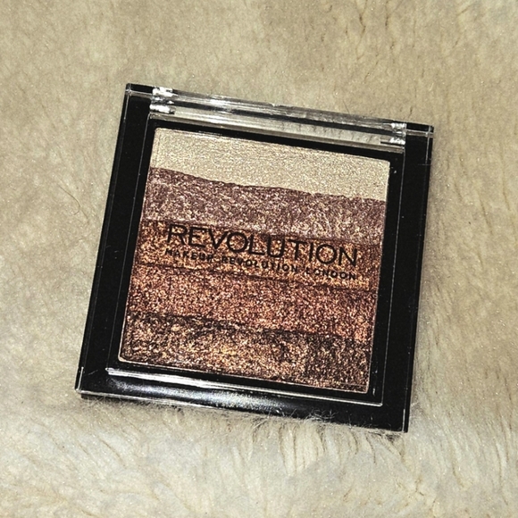 Revolution Other - COPY - Makeup Revolution Vivid Shimmer Brick NWT Sealed! Blush / Bronzer
